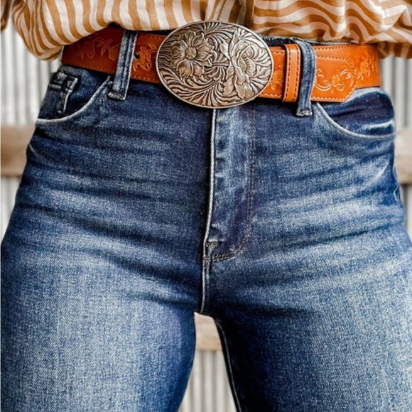 STRETCH JEANS DISTRESSED HEM - Picture 4 of 15